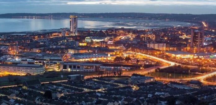 Swansea_at_Night