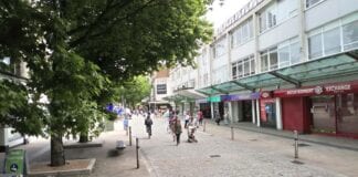 Council steps in with second rent holiday for business tenants