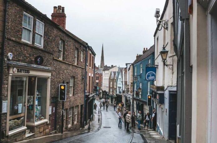 a-high-street-with-local-shops---940-x-640
