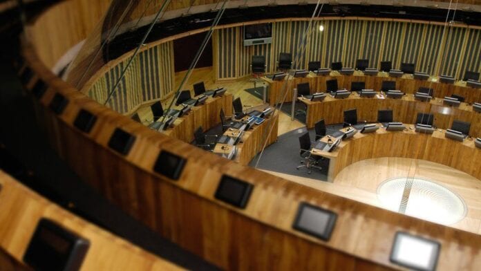 _112159587_siambr-seneddcymru-welshparliament-3