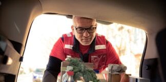 Nationwide hunt for local heroes begins