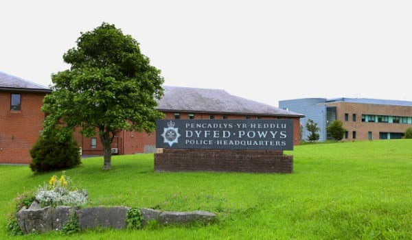 dyfed-careers-640