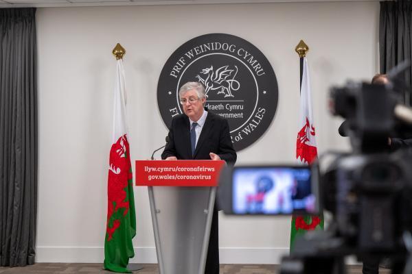 fm-podium-coronavirus-19062020