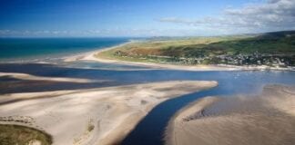 Vital funding to boost coastal towns continued thanks to Welsh Government support