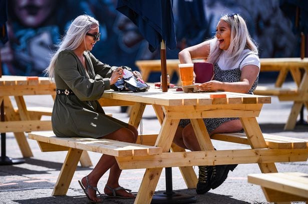 0_Scotland-Allows-Pub-Gardens-To-Reopen