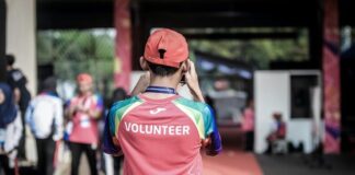 10 million Brits volunteering as the nation unites in the Isolation Economy, says Legal & General