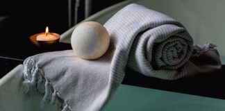 5 Amazing CBD Bath Bombs For A Relaxing Spa At Home