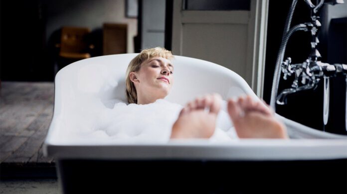 Female_Bathtub_1296x728-header-1