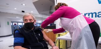 RECORD NUMBER OF BRITS TO FIGHT FLU WITH JABS THIS AUTUMN