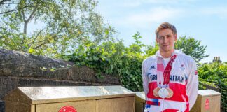 Virgin Media paints cabinets gold in Cardiff to celebrate ParalympicsGB