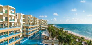 Couples all-inclusive resort in Riviera Maya