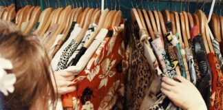 What a dermatologist wants you to know about washing your clothes before use