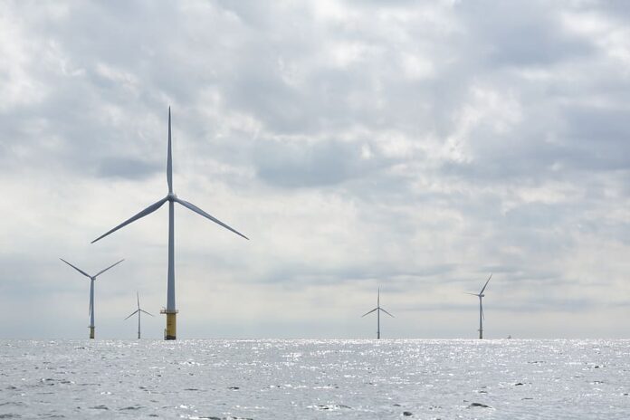 north-sea-wind-mill-sea-netherlands-ijmuiden-windmills