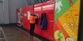BOUYGUES UK’S ‘WALL OF KINDNESS’ IN SWANSEA HELPS PASS ON CLOTHING TO THOSE IN NEED