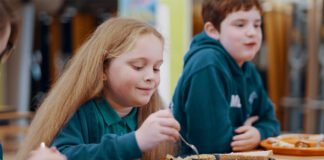 Leader announces Free School Meal Holiday payments for Caerphilly