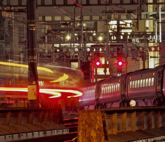 Spellbinding shot by Bridgend photographer makes 2024 Great Western Railway Calendar