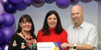 Digwyddiad Gwerthfawrogi twymgalon i ofalwyr maeth gweithgar Castell-nedd Port Talbot