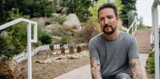 FRANK TURNER ANNOUNCES JULY UK HEADLINE TOUR