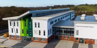 Green light for new facilities at Islwyn High School