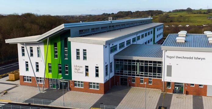 islwyn-school-banner