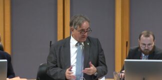 Automatic voter registration edges nearer