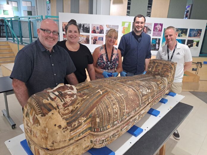 Group with coffin EDIT