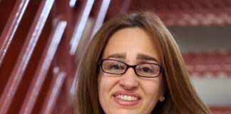 Schoolteacher who fled war-torn Syria with her children wins Inspire! Award