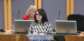 Alarm over 44% fall in additional learning needs numbers