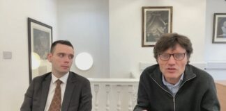 Academics give evidence on plan to ban lying politicians