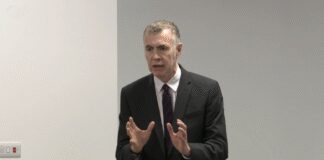 Absent voting bill ‘sets worrying constitutional precedent’