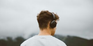 Research Reveals Welsh People Can’t Leave Home Without Their Headphones