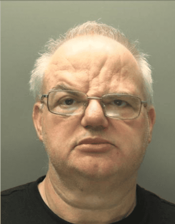 Man jailed after chatroom admissions of child sexual abuse