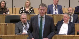 Opposition leaders clash with First Minister over Welsh independence